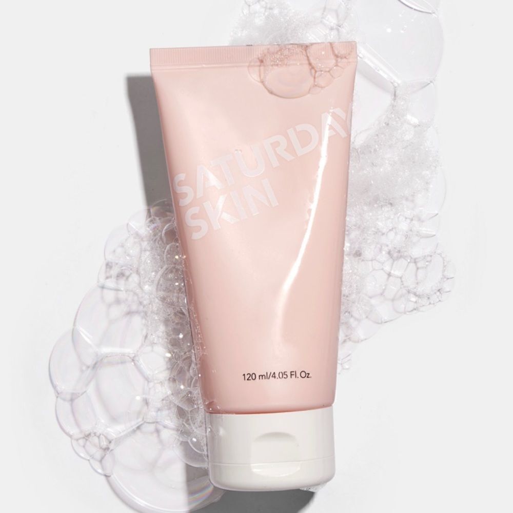 Saturday Skin Rise + Shine Apple Peach Gentle Cleanser